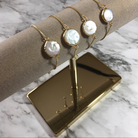 Dainty Minimalist 14K Natural Pearl Bracelet - Picture 4 of 4